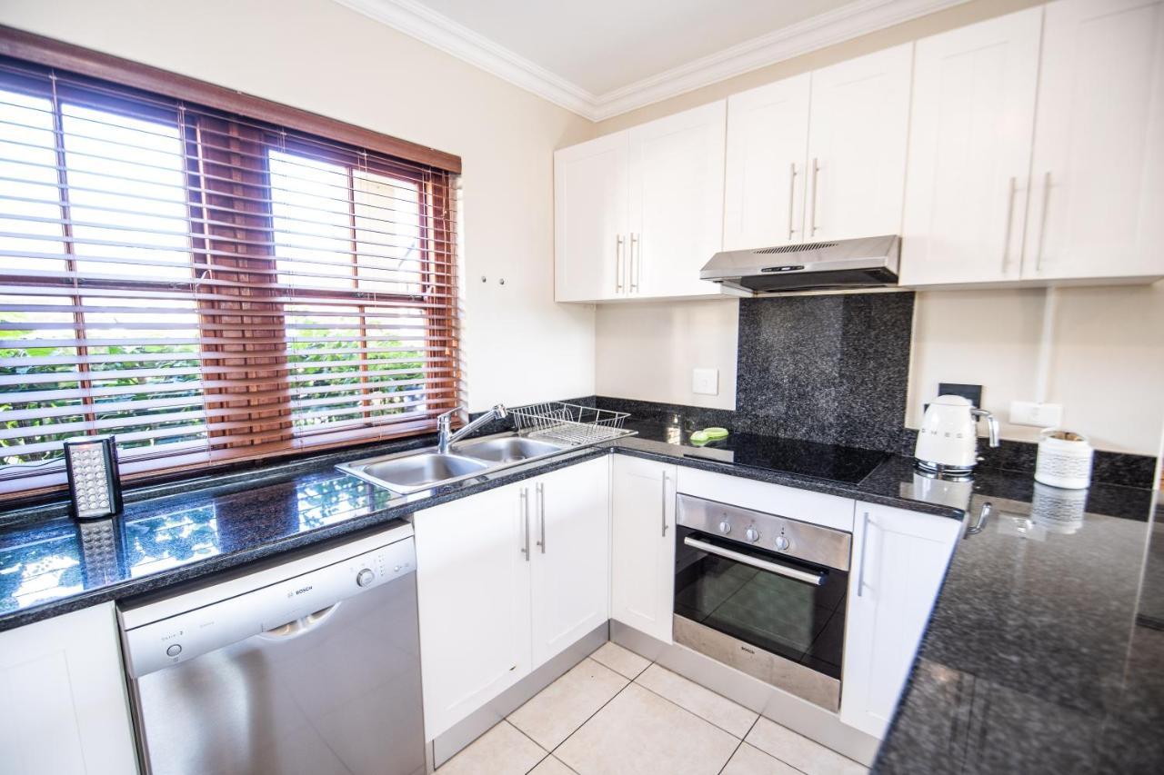 Apartamento Six Whale Rock Gardens With Back Up Power For Load Shedding Plettenberg Bay Exterior foto